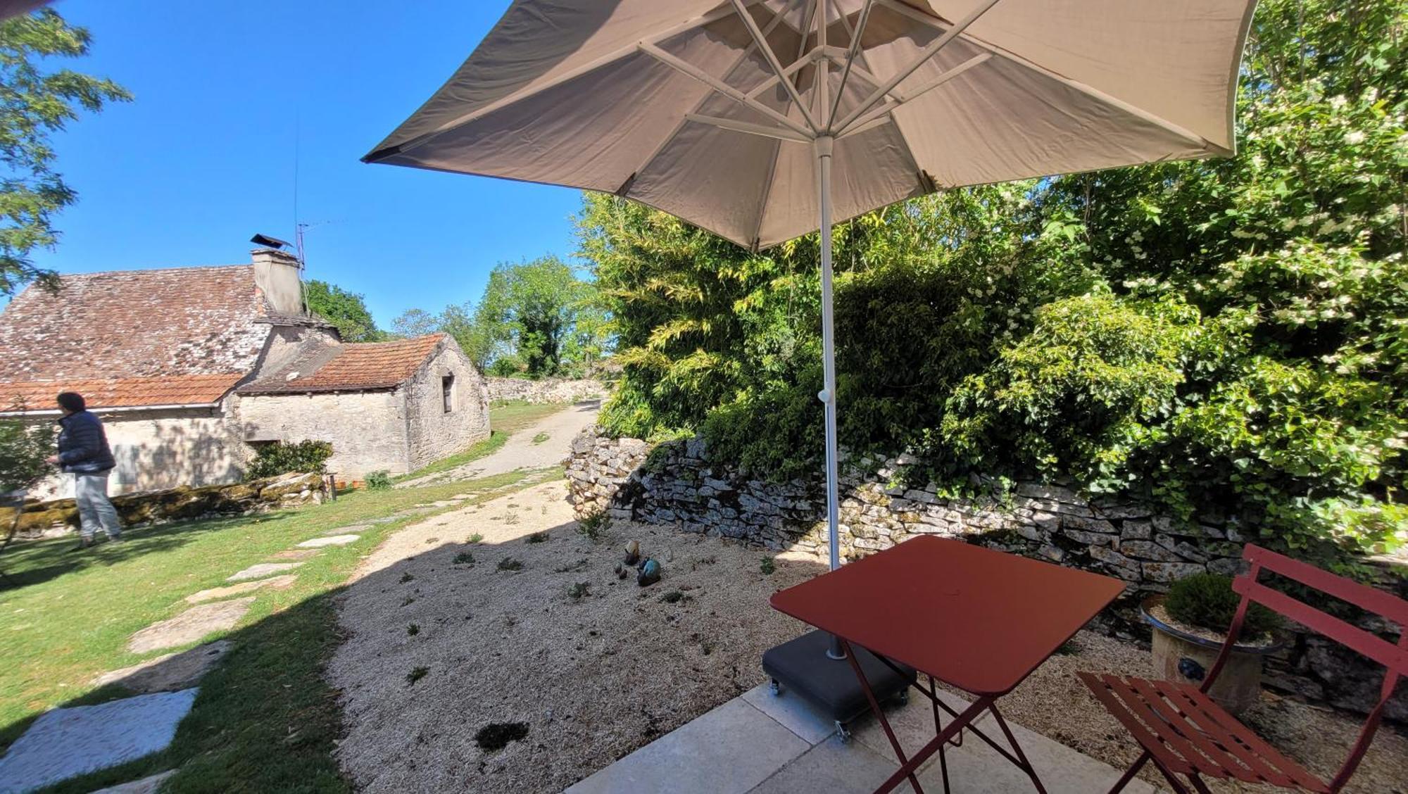 Les Enclos Secrets Livernon ภายนอก รูปภาพ