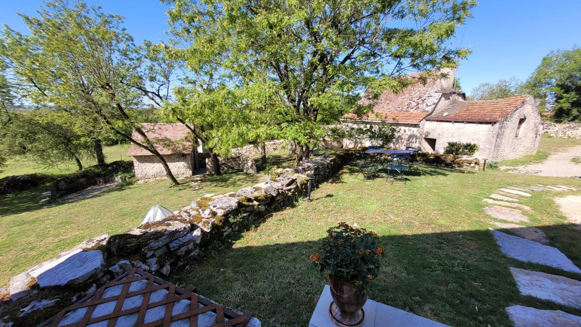 Les Enclos Secrets Livernon ภายนอก รูปภาพ